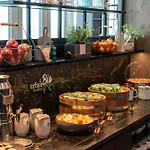 One Berlin-upper West Отель