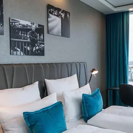 Hotel One Berlin-upper West 3*