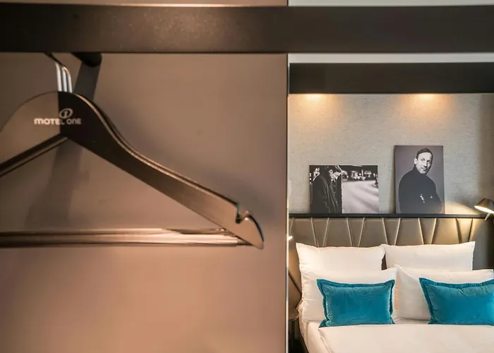 One Berlin-upper West 3* Berlín