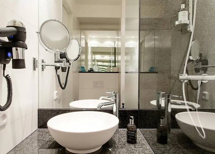 Hotel One Berlin-upper West 3*