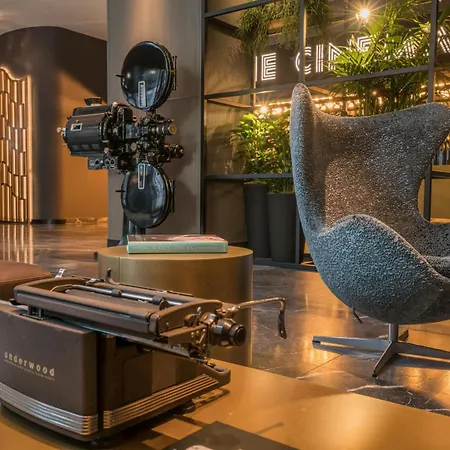 ワン - アッパー ウェスト